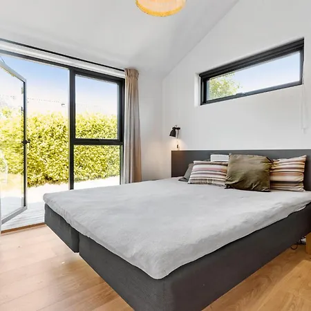 Beautiful In With Sauna 度假居